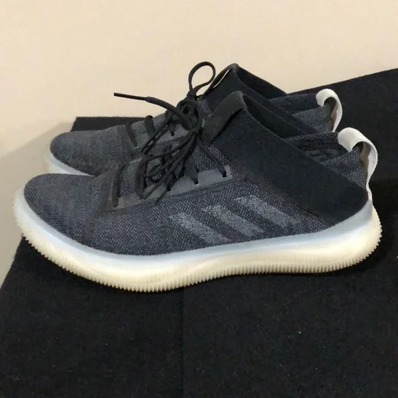 Adidas Pureboost Trainer. - Picture 1 of 7